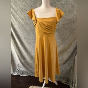 Women Calvin Klein size 10 yellow sleeveless midi dress